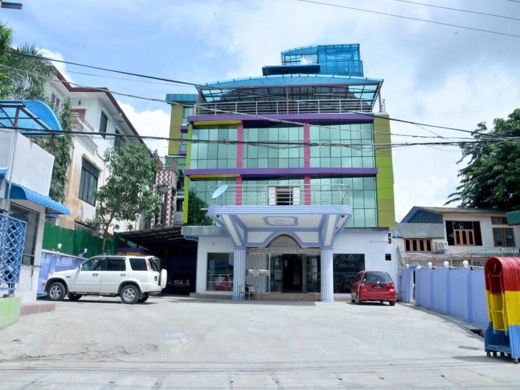 New Golden Forward Hotel Янгон Экстерьер фото